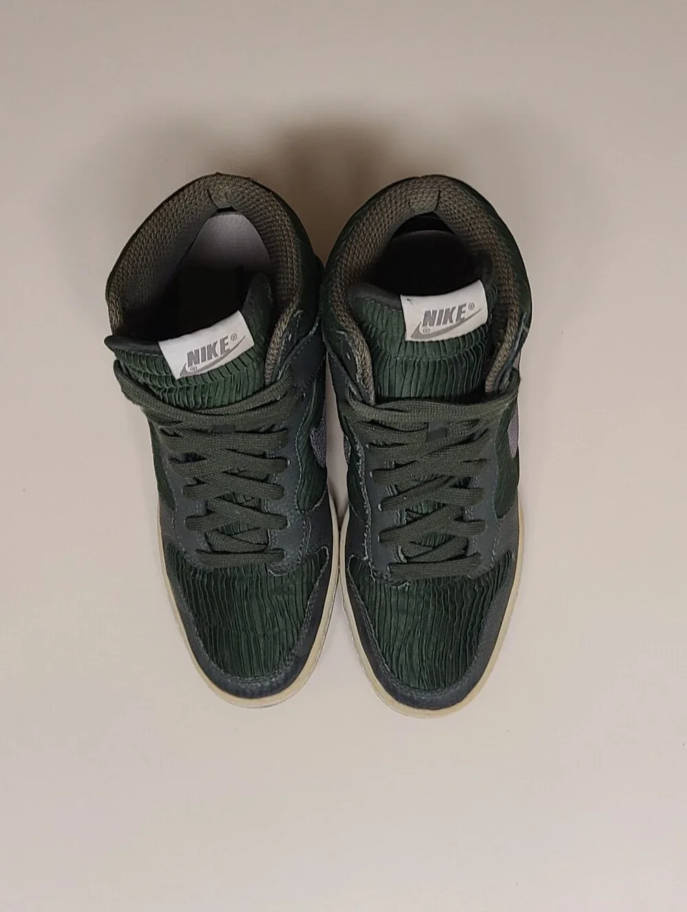 Nike Dunk Sky Hi Carbon Green casual wedge hi top sneakers size 7.5